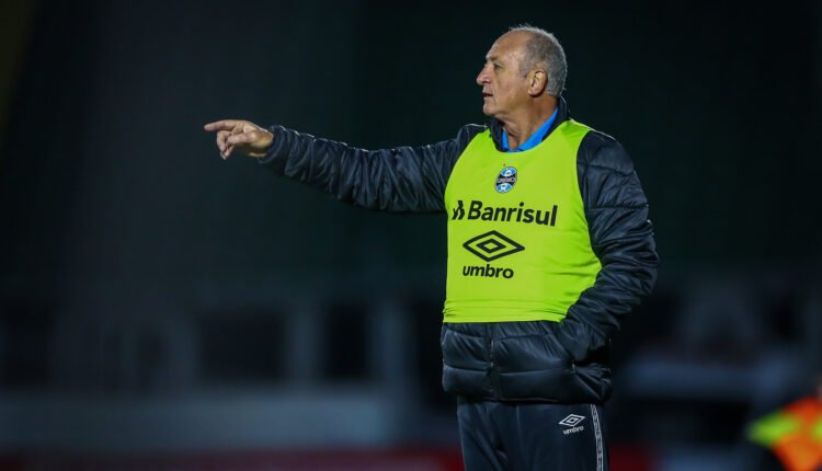 Felipão despista sobre contratação de Borja: ‘Vamos esperar as contratações surgirem’