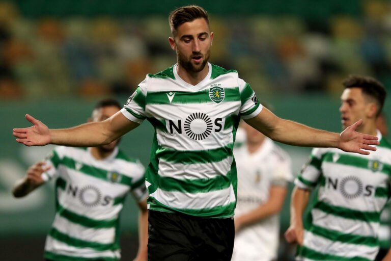 Slovan Bratislava confirma interesse em Sporar