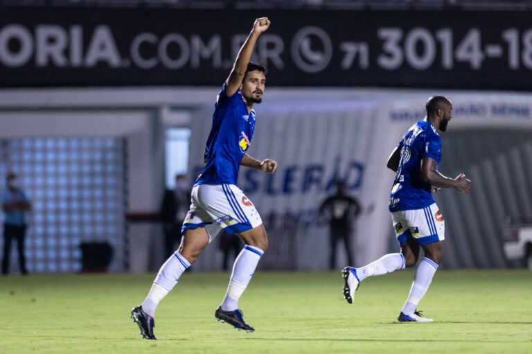 Contra o Vitória, Cruzeiro defende tabu de dez anos