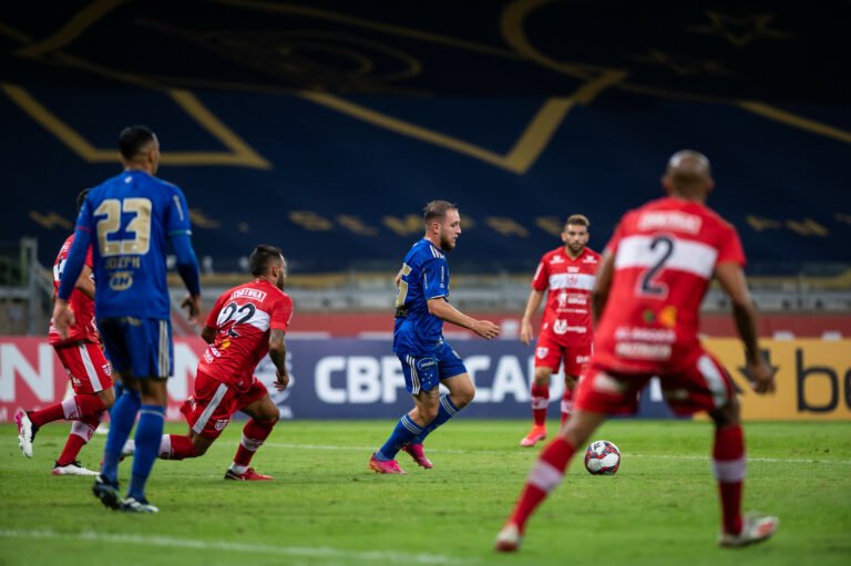 Última vitória contra alagoanos do Cruzeiro foi em 2017