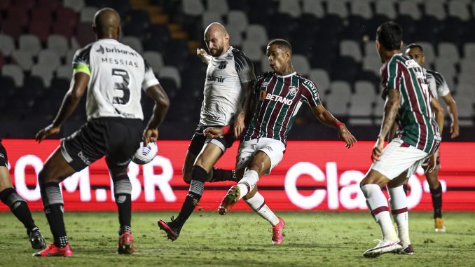 Caio Paulista seguirá desfalcando o Fluminense no jogo contra o Bahia