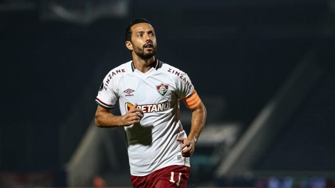 Nenê será barrado contra o Barcelona de Guayaquil; time terá outras mudanças