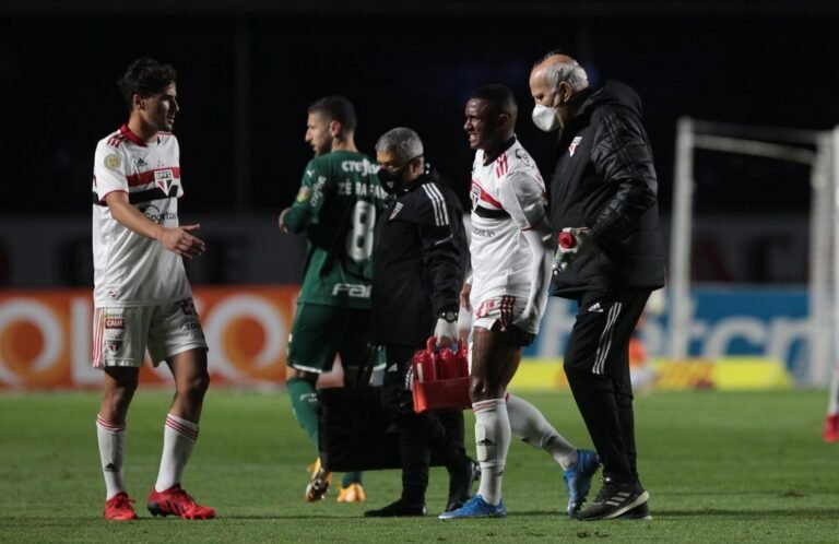 Marquinhos tem estiramento na coxa e vira mais um desfalque para o São Paulo