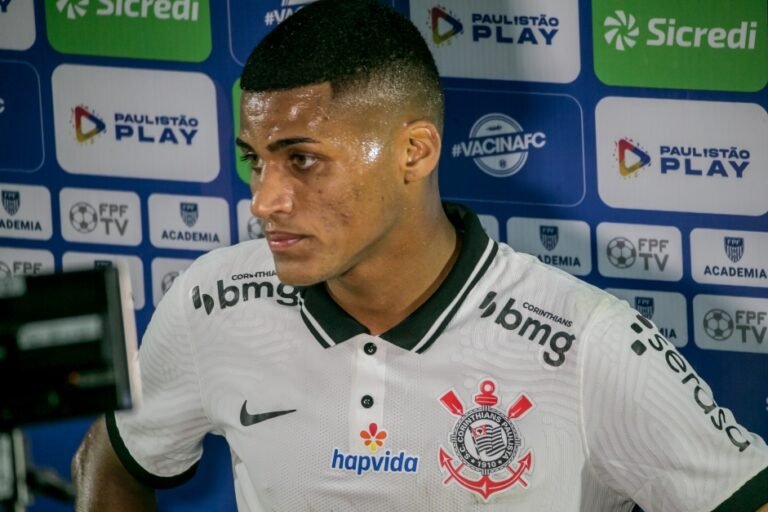 Rodrigo Varanda passa por exames para assinar com o Red Bull Bragantino