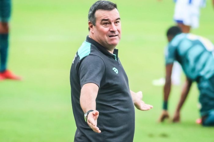 Pintado é o novo treinador da Chapecoense