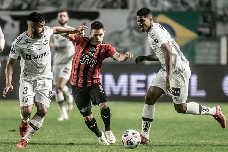 Há 3 meses sem ganhar em casa, Libertad recebe o Santos pela Sul-Americana