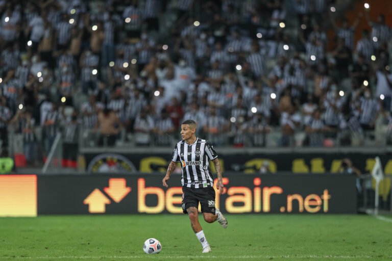 Atlético-MG é o primeiro brasileiro a eliminar Boca e River em uma edição de Libertadores