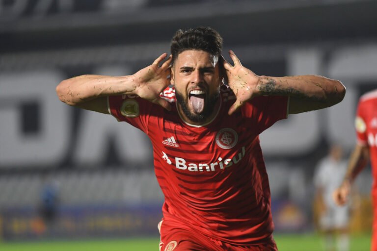 Yuri Alberto faz valer “lei do ex” e salva Internacional da derrota