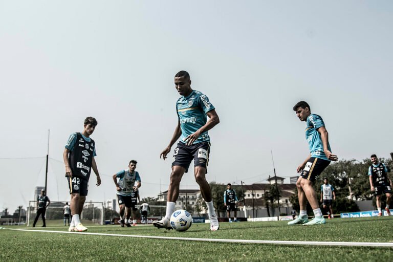 Lesões já tiraram vários jogadores do Santos em 2021, veja os nomes