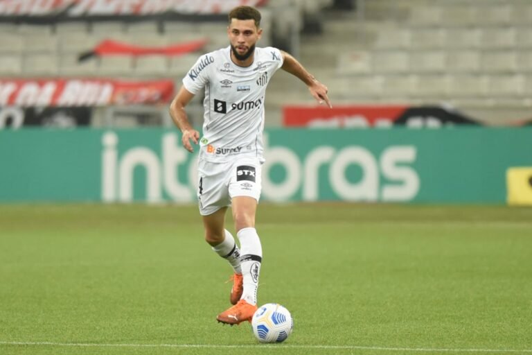 Wagner elogia Flamengo e projeta Santos focado na partida: “Como se fosse uma final”