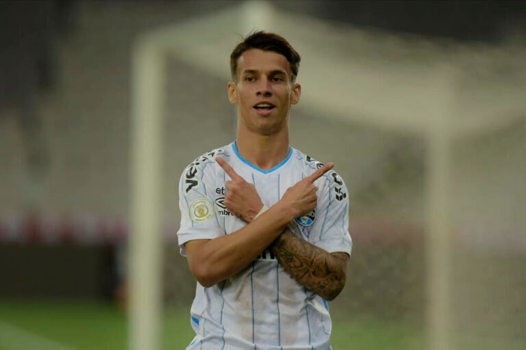 Empresário de Ferreira confirma venda ao Atlanta United