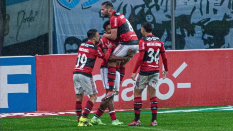 Flamengo abre larga vantagem contra o Grêmio nas quartas da Copa do Brasil