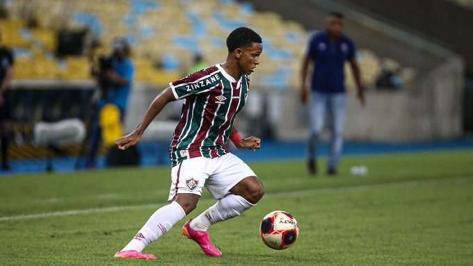 Fluminense foi o clube que mais transferiu jogadores na última década, diz site