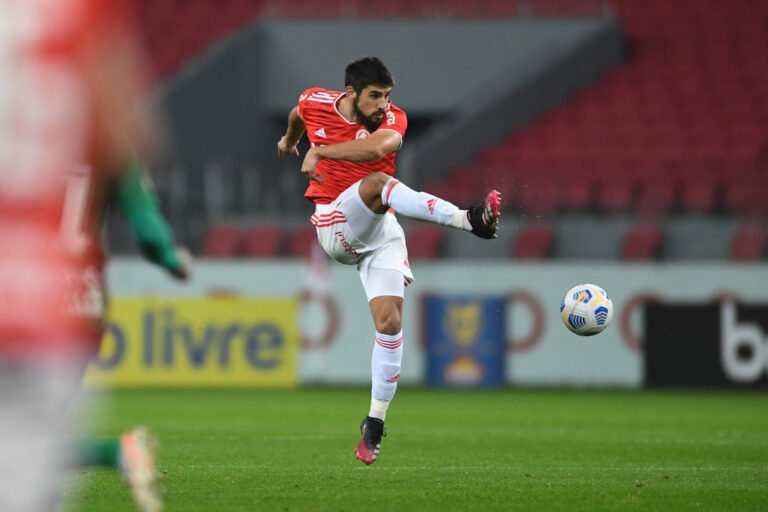 Bruno Méndez fala sobre a repercussão antes da partida contra o Flamengo: “Faltaram com o respeito”