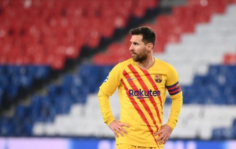 Messi vai receber bônus milionário para assinar com PSG