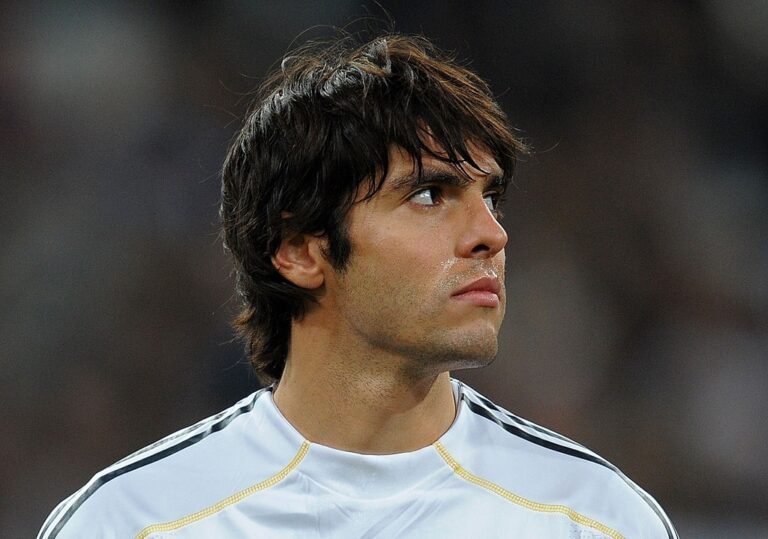 Jornal espanhol aponta Kaká como uma das maiores decepções da história do Real Madrid