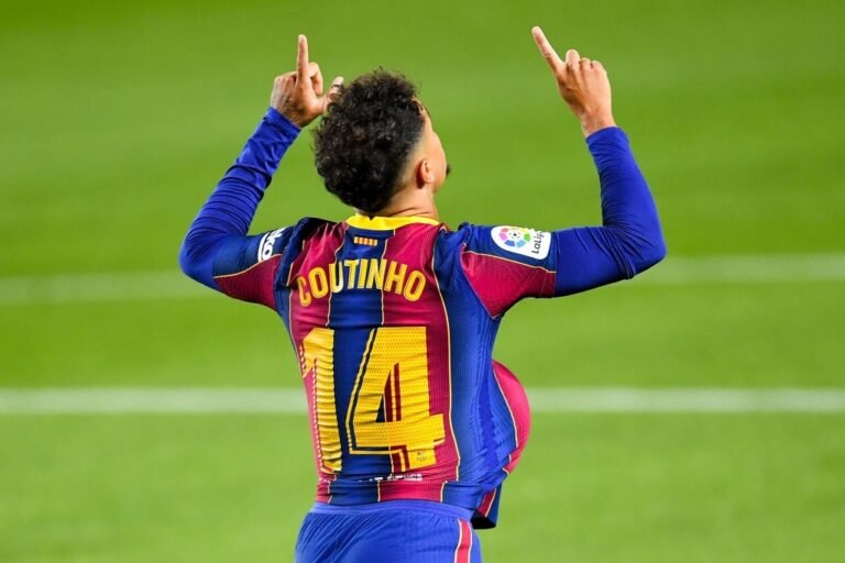 Barcelona oferece a camisa 10 para Philippe Coutinho, diz jornal