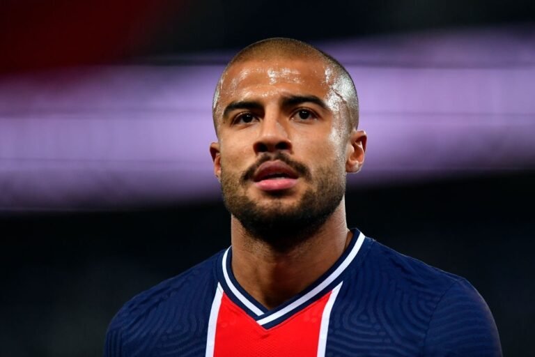Milan estuda contratação de Rafinha Alcântara