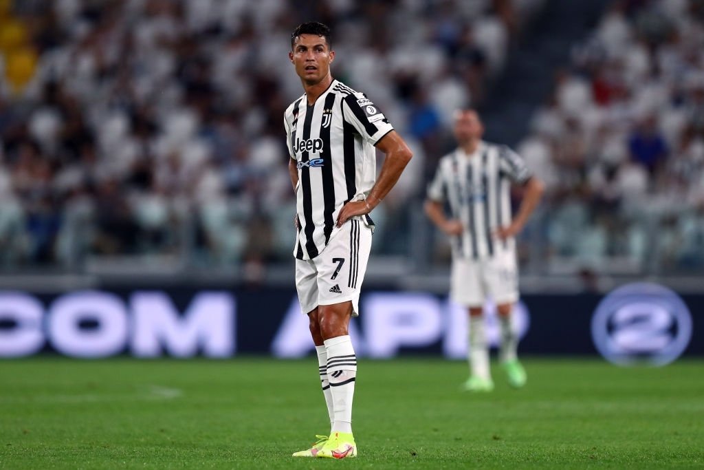 Cristiano Ronaldo fica fora de amistoso e aumenta rumores sobre saída da Juventus