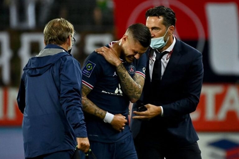 Exame confirma lesão, e Icardi pode desfalcar o PSG por até um mês
