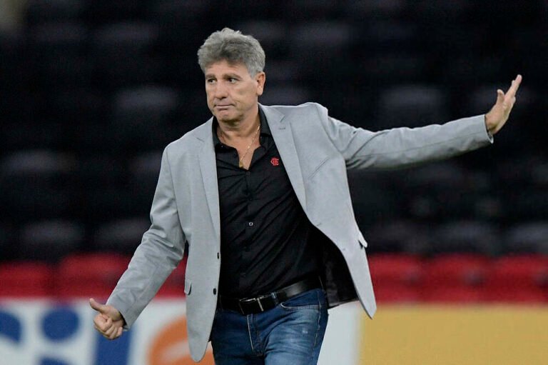 Jornalista acredita que Flamengo pode estar sondando técnicos estrangeiros