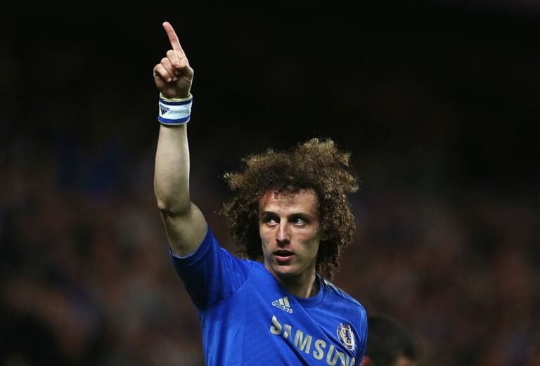David Luiz ficou sensibilizado com carinho da torcida do Flamengo, diz site