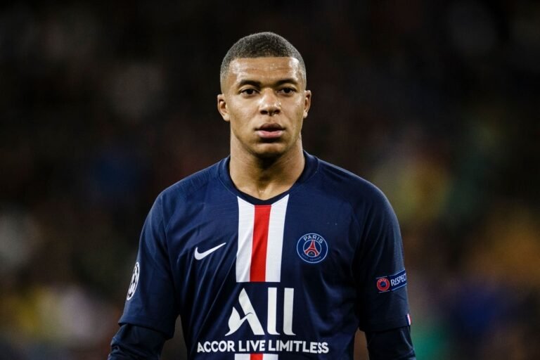 Mbappé pode utilizar histórica camisa 5 de Zidane no Real Madrid