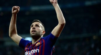 Barcelona negocia redução salarial com Jordi Alba e Sergio Busquets