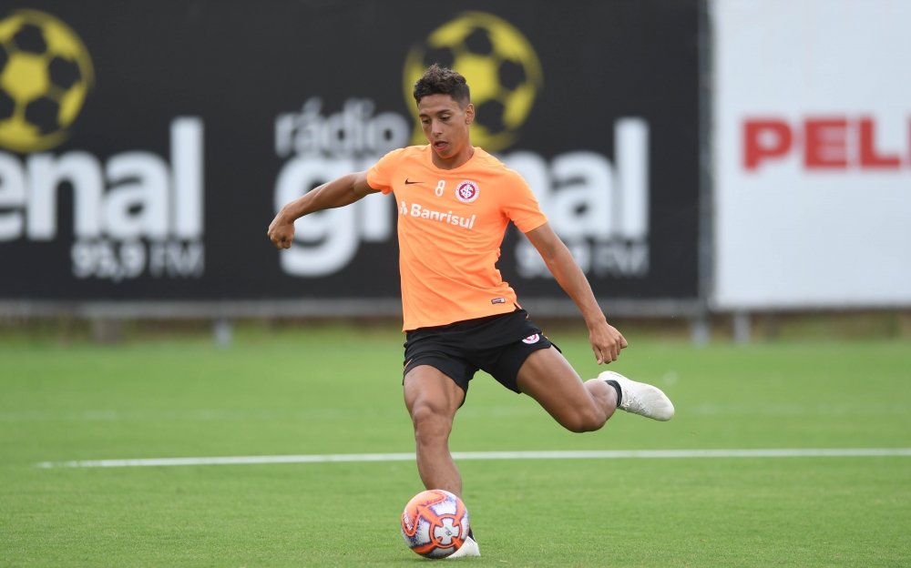 Sarrafiore desperta interesse de clube mexicano; Méndez entra no radar do Atlético de Madrid