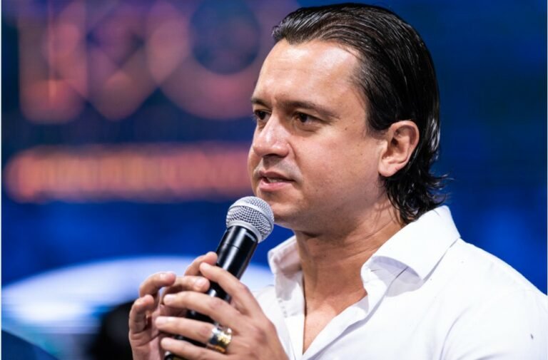 Cruzeiro aguarda fim de vetos para se transformar em clube empresa