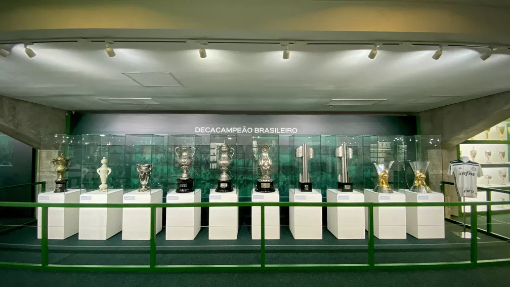 Palmeiras inaugura sala de troféus em festa de aniversário de 107 anos