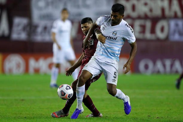 Grêmio pode ter reforço contra Chapecoense