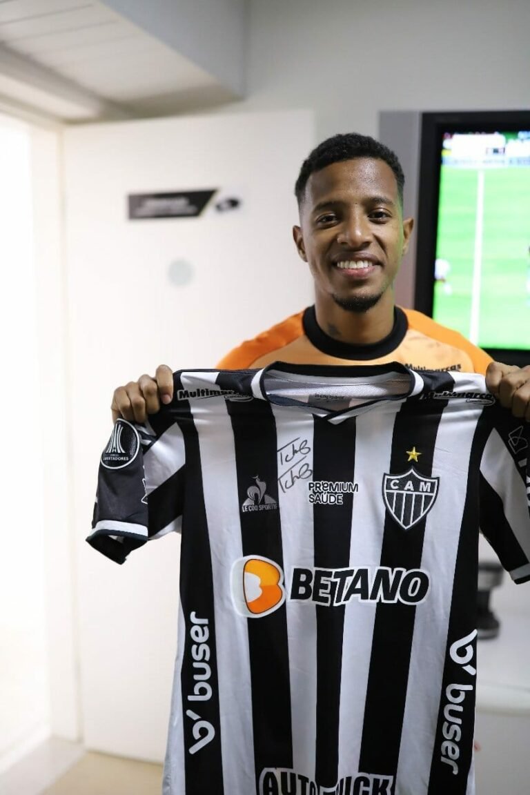 Atlético Mineiro vai leiloar camisas usadas contra Boca Juniors em prol de ações beneficentes