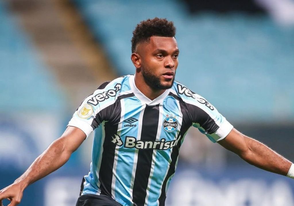 Feliz no Grêmio, Borja fala sobre a dificuldade dos centroavantes no Palmeiras: “Todos os que chegaram, sofreram”