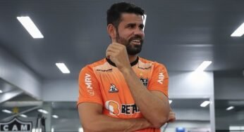 Cuca quer ter Diego Costa titular contra o Palmeiras na Libertadores em setembro