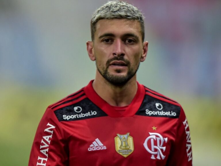 Flamengo não se assusta com suposto interesse do Milan em Arrascaeta