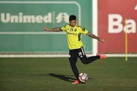 Renzo Saravia tem lesão constatada e desfalca o Internacional