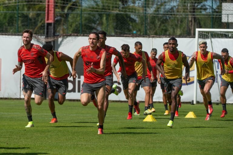 Flamengo encara o Olimpia com seis desfalques