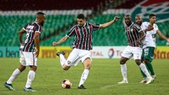 Roger Machado não garante retorno de Nino contra o Barcelona de Guayaquil