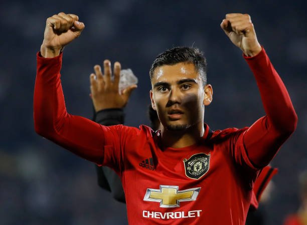 Andreas Pereira tem data para chegar ao RJ e pode ficar à disposição na Copa do Brasil