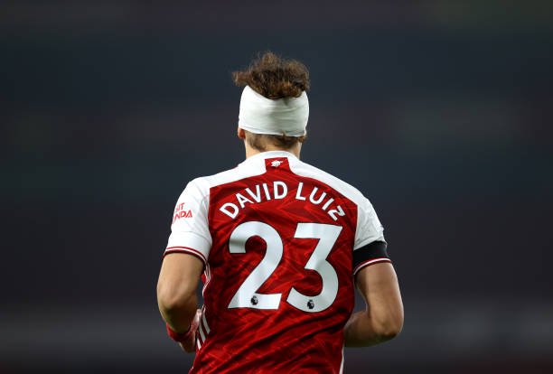 Flamengo nega negociações com David Luiz