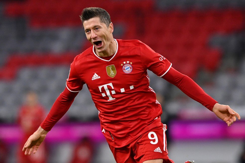 Lewandowski deixa claro sua vontade de jogar em outro clube no futuro