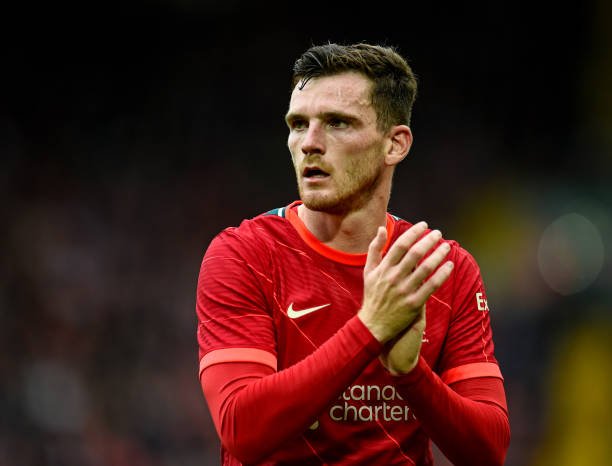 Liverpool acerta renovação de Robertson até 2026: “Estou feliz neste clube”