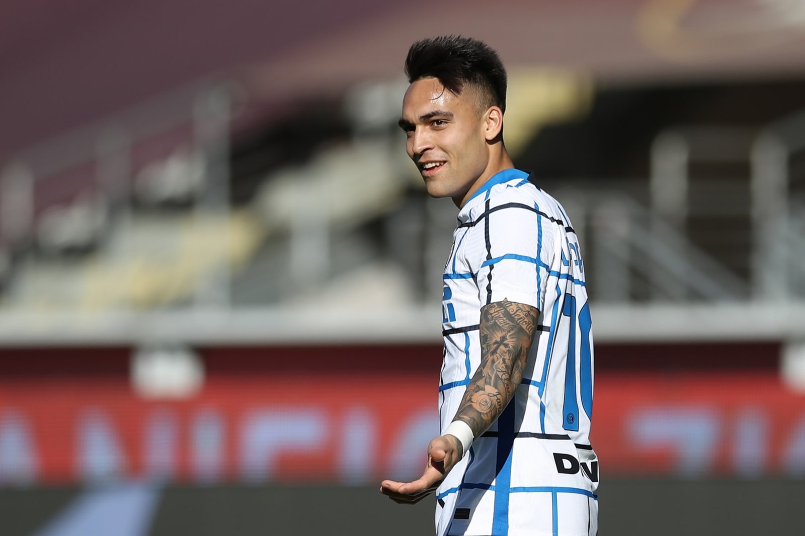 Arsenal oferece salário considerável para contratar Lautaro Martínez