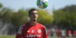 Internacional decide não renovar com Carlos Miguel e solicita retorno de goleiro que estava emprestado