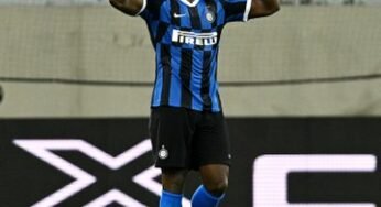 Após exames médicos em Milão, Lukaku viaja para Londres para assinar com o Chelsea