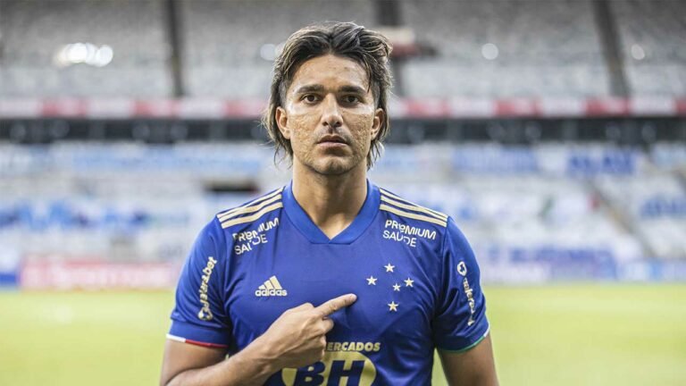 Marcelo Moreno deve deixar o Cruzeiro e ir para o Colo-Colo