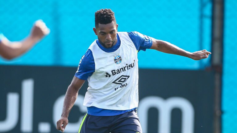 Borja aparece no BID e pode fazer a sua estreia pelo Grêmio
