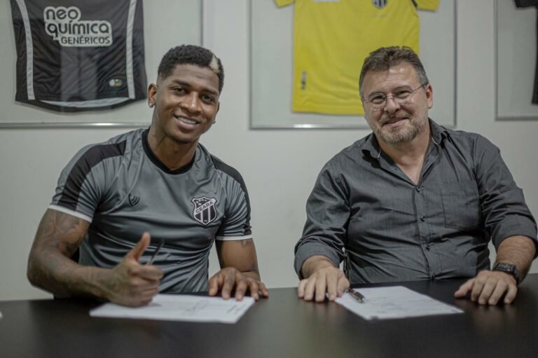 Contratação de Léo Baptistão afasta Yony González do Santos