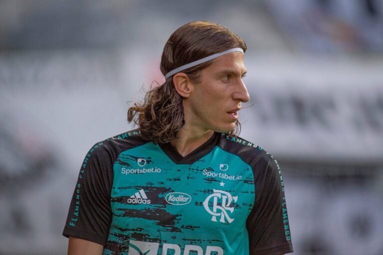 Flamengo encaminha renovação com Filipe Luís até 2022